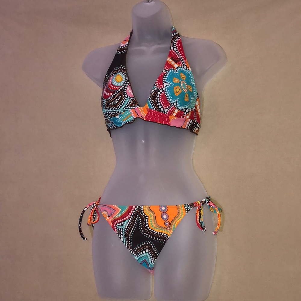 ✨Roxy multi color bikini 👙